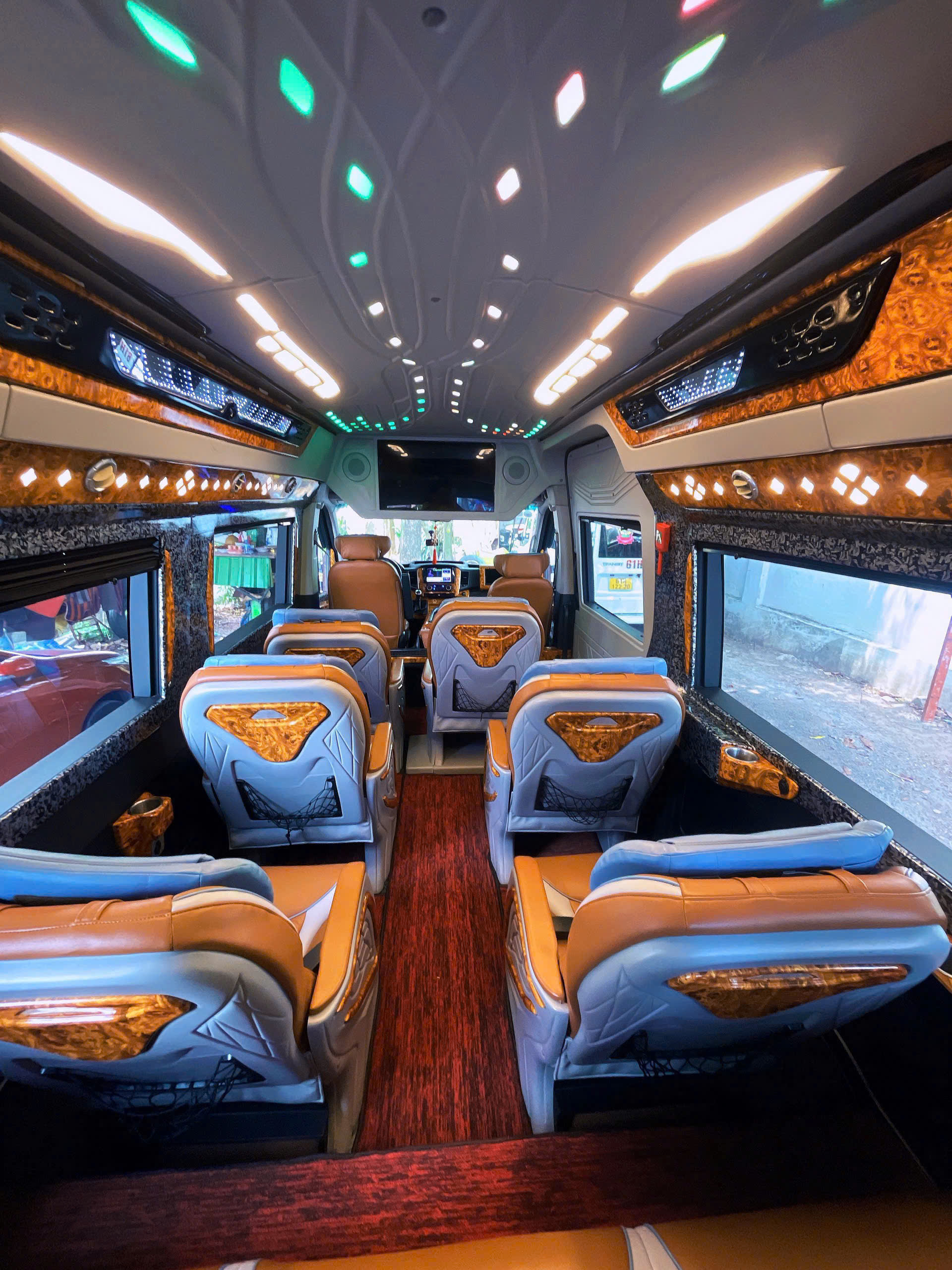 z7012404131219694138524560cd3dfaf97a60adf70700